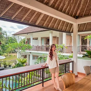 Tri Dewi By Pramana Holiday park
